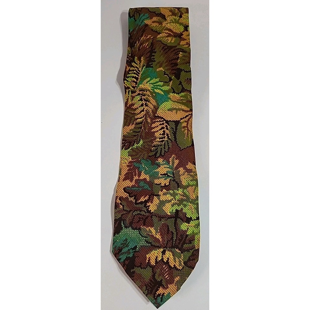 Vintage Psychedelic 60s 70s Woodsy Outdoors Nature Groovy Mod Wide Tie